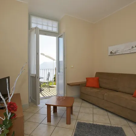 Anna Isole Borromee 바메노