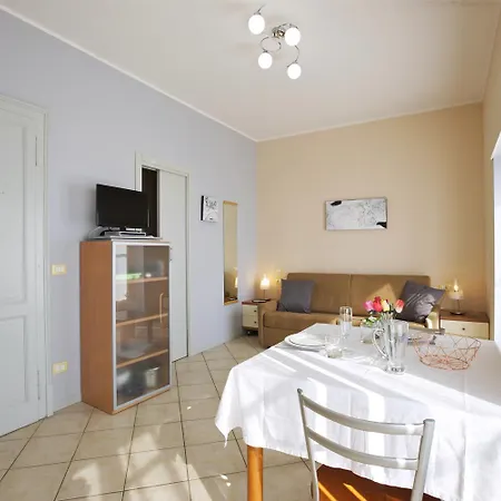 아파트 Anna Isole Borromee