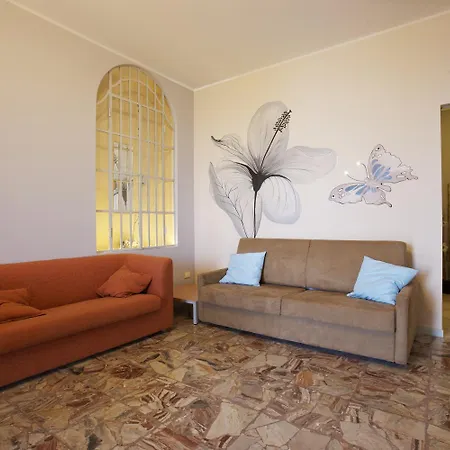 Anna Isole Borromee 아파트 *