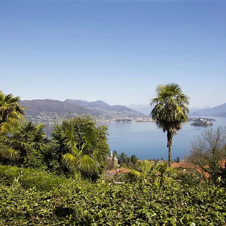 Anna Isole Borromee *